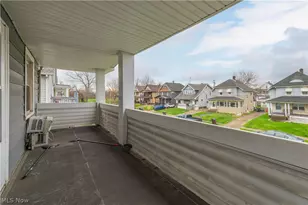 4004 E 52nd St, Newburgh Heights, OH 44105 - Photo 16