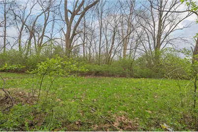 4004 E 52nd Street, Newburgh Heights, OH 44105 - Photo 40