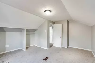 8514 Deerfield Drive, Parma, OH 44129 - Photo 26