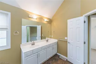 17918 Princeton Cir, Strongsville, OH 44149 - Photo 26