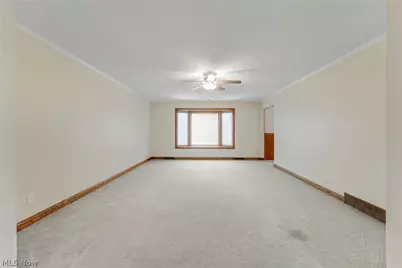 17500 Alexander Road, Walton Hills, OH 44146 - Photo 14