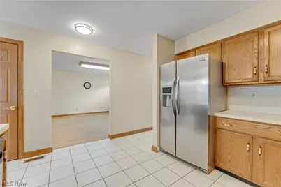 17500 Alexander Road, Walton Hills, OH 44146 - Photo 8