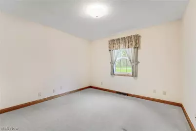 17500 Alexander Road, Walton Hills, OH 44146 - Photo 22