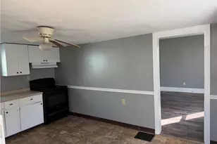 824 Goshen Ave SE, New Philadelphia, OH 44663 - Photo 14