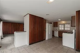 8101 Middlesex Rd, Mentor, OH 44060 - Photo 6