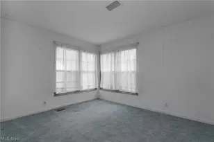 8101 Middlesex Rd, Mentor, OH 44060 - Photo 16