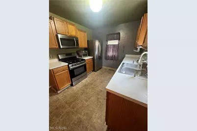 1296 Andrus Street, Akron, OH 44301 - Photo 2