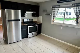 227 Howard St, Medina, OH 44256 - Photo 4