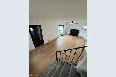 10900 Vernon Avenue, Garfield Heights, OH 44125 - Photo 16