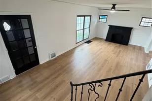 10900 Vernon Ave, Garfield Heights, OH 44125 - Photo 16