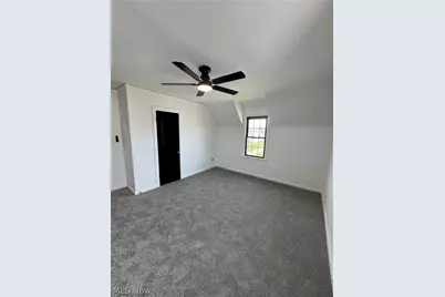 10900 Vernon Avenue, Garfield Heights, OH 44125 - Photo 22