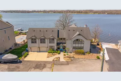 2154 River Road NE, Lake Milton, OH 44429 - Photo 2