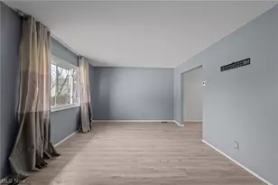 6516 Glenallen Ave, Solon, OH 44139 - Photo 8
