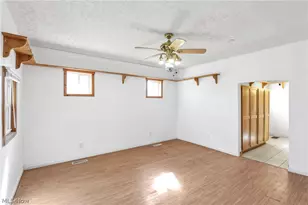 18022 State Route 301, LaGrange, OH 44050 - Photo 6