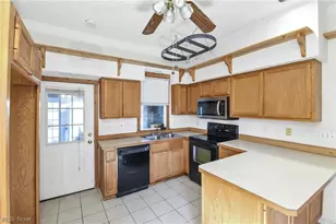 18022 State Route 301, LaGrange, OH 44050 - Photo 10