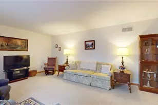 135 Meadow Ln, Parkersburg, WV 26101 - Photo 8