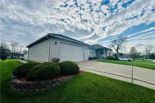 135 Meadow Ln, Parkersburg, WV 26101 - Photo 4