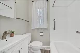21237 Westwood Rd, Fairview Park, OH 44126 - Photo 20