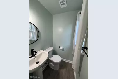 1360 Croyden Road, Lyndhurst, OH 44124 - Photo 26