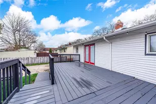 902 Colonel Dr, Loveland, OH 44109 - Photo 6