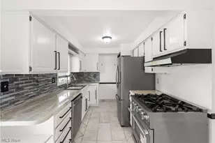 902 Colonel Dr, Loveland, OH 44109 - Photo 20