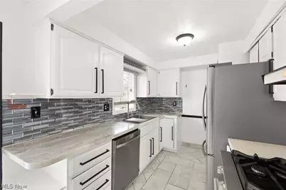 902 Colonel Drive, Loveland, OH 44109 - Photo 18