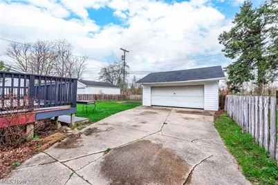 902 Colonel Drive, Loveland, OH 44109 - Photo 4