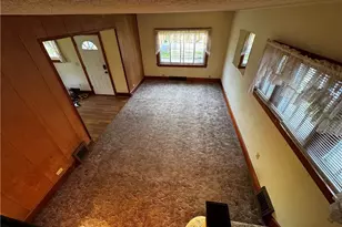 984 Sandusky St, Conneaut, OH 44030 - Photo 4
