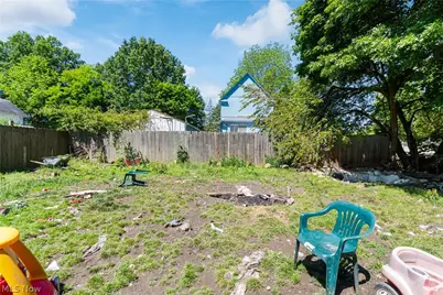 820 Brown Street, Akron, OH 44311 - Photo 10