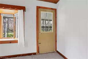 140 S Valley St, Corning, OH 43730 - Photo 8