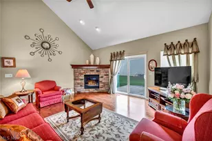 8330 Beaumont Dr, Mentor, OH 44060 - Photo 12