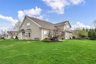 8330 Beaumont Dr, Mentor, OH 44060 - Photo 42