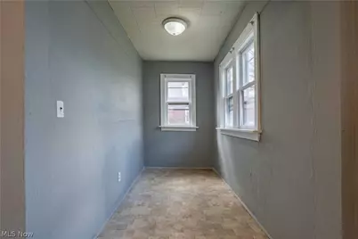 341 E Archwood Avenue, Akron, OH 44301 - Photo 14