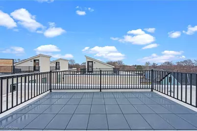 1922 W 47th Avenue, Loveland, OH 44102 - Photo 24