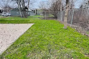 7063 Lake Rd, Madison, OH 44057 - Photo 16