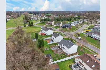 551 Picadilly Circle, Akron, OH 44319 - Photo 36