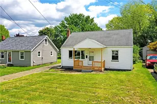 73 N Edgehill Ave, Youngstown, OH 44515 - Photo 2