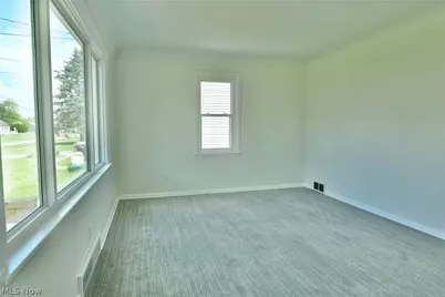 73 N Edgehill Avenue, Youngstown, OH 44515 - Photo 12
