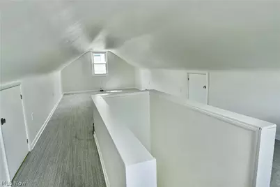 73 N Edgehill Avenue, Youngstown, OH 44515 - Photo 38