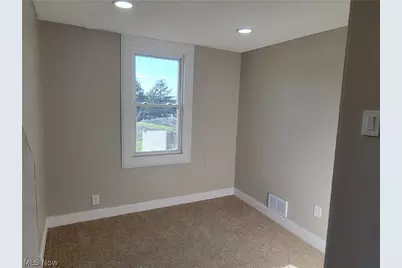 12621 Hirst Avenue, Loveland, OH 44135 - Photo 18