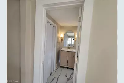 12621 Hirst Avenue, Loveland, OH 44135 - Photo 8