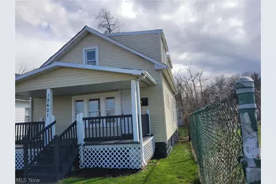 12621 Hirst Avenue, Loveland, OH 44135 - Photo 2