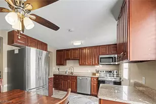 3671 Windjammer Cove, Aurora, OH 44202 - Photo 6