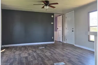 108 Gulf Stream Lane SE, New Philadelphia, OH 44663 - Photo 6