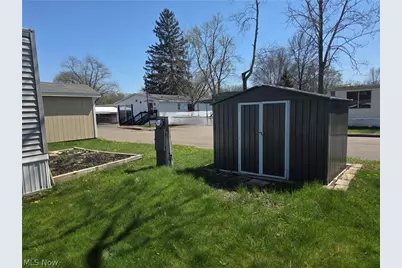 108 Gulf Stream Lane SE, New Philadelphia, OH 44663 - Photo 4
