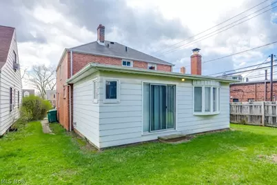 20503 Mountville Drive, Maple Heights, OH 44137 - Photo 32