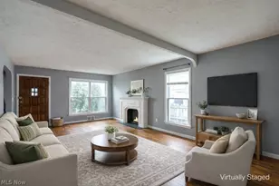 20503 Mountville Dr, Maple Heights, OH 44137 - Photo 4