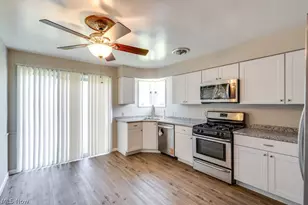 20503 Mountville Dr, Maple Heights, OH 44137 - Photo 14