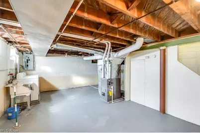 20503 Mountville Drive, Maple Heights, OH 44137 - Photo 30