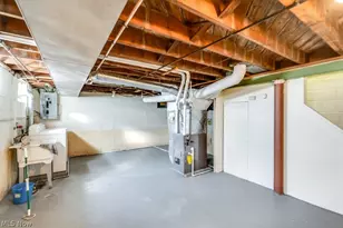 20503 Mountville Dr, Maple Heights, OH 44137 - Photo 30